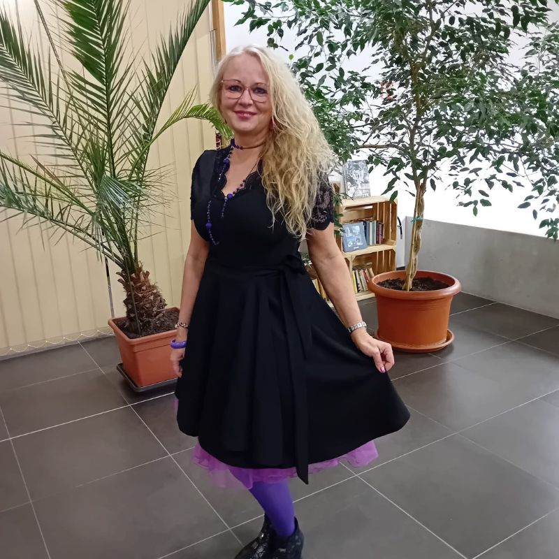 Zavinovací sukně na postavě