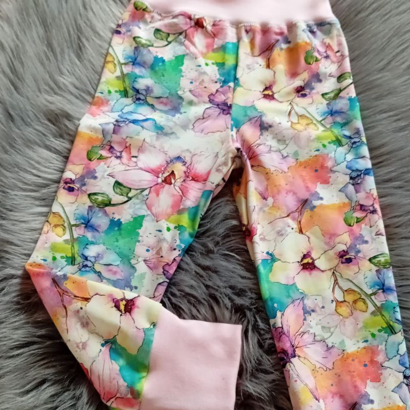 NIKOLEX Rostoucí dívčí legíny květy, vel. 86-104