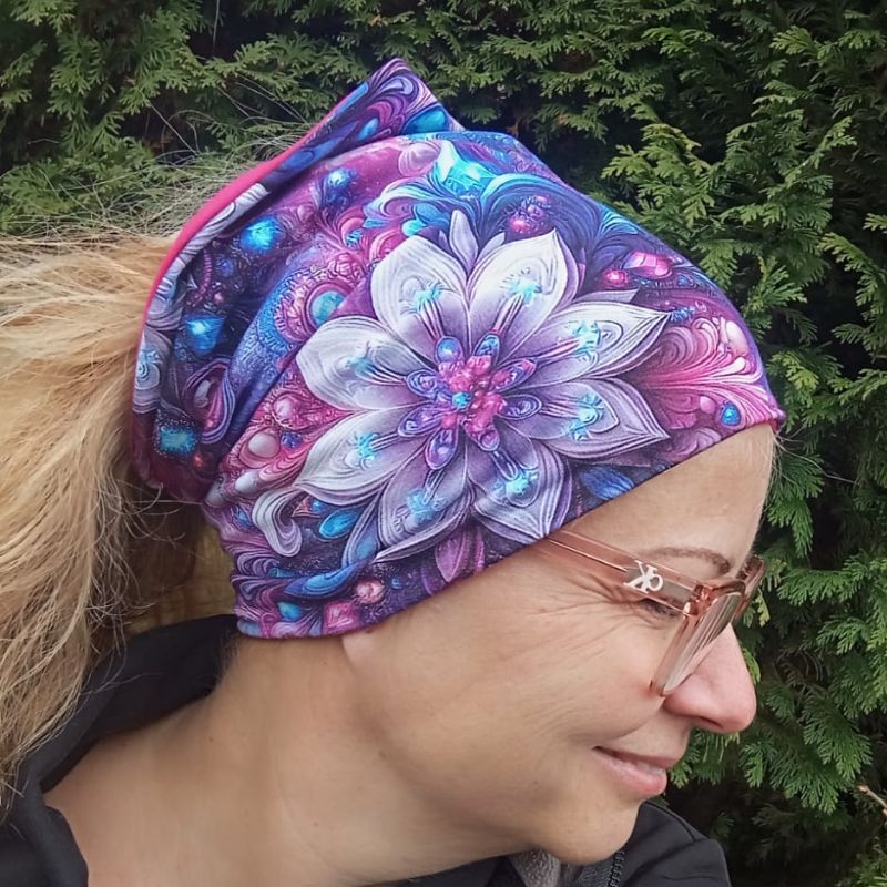 Dívčí nákrčník vel. 50/54