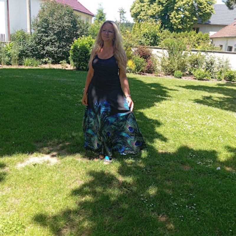 Dámská maxi sukně se vzorem pavích per z materiálu Venezia, vel. S/L