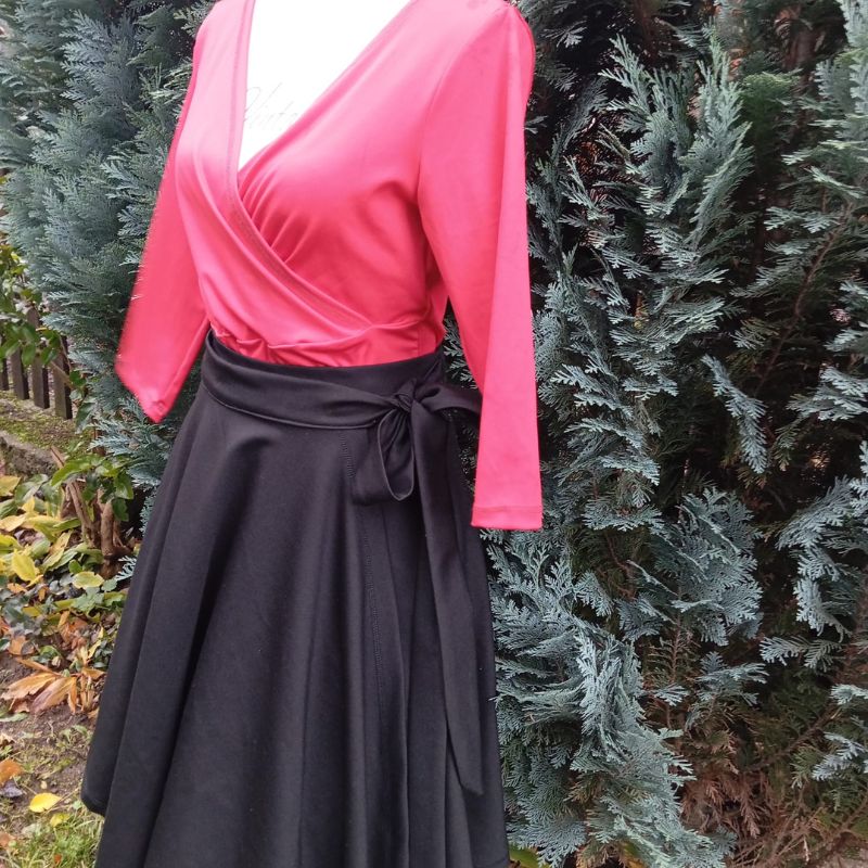Zavinovací kolová sukně z úpletu, černá, délka 50cm, vel. S/XL