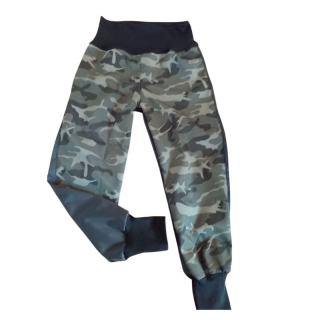 Rostoucí jarní soft kalhoty maskáč vel. 110/122