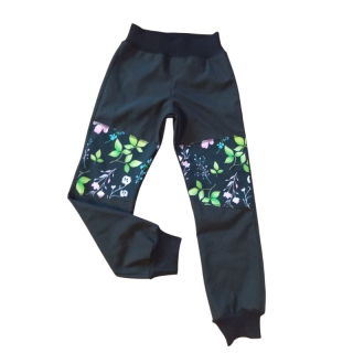 Dívčí zimní softshellové kalhoty rostoucí vel. 122/140, vzor lístky